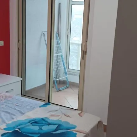 Durres Apartment Appartement *